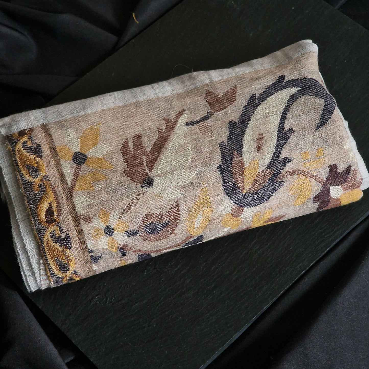 Intricate Pashminas Kashmir Cashmere Pala Kani Weave Stole - Alabaster - Baga Ethnik Living
