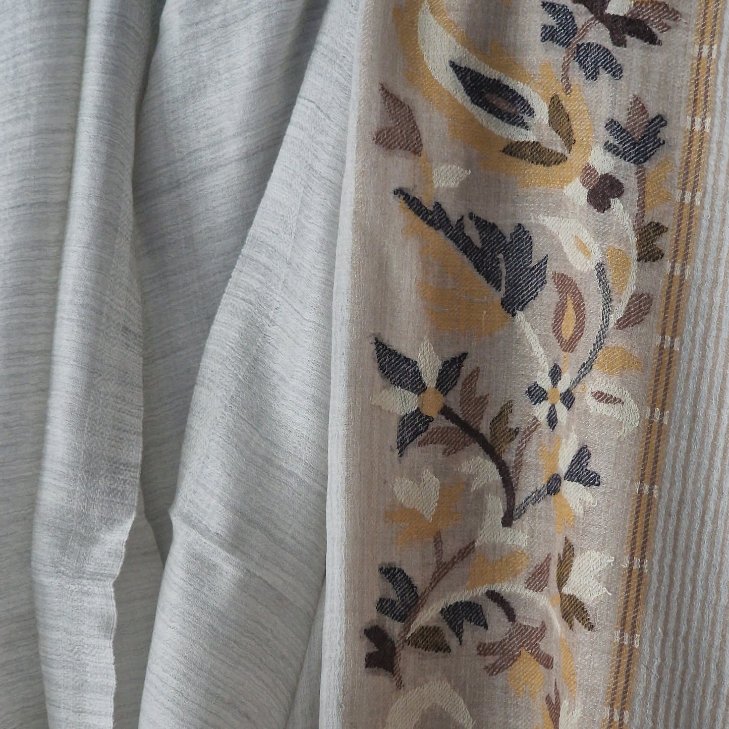 Intricate Pashminas Kashmir Cashmere Pala Kani Weave Stole - Alabaster - Baga Ethnik Living