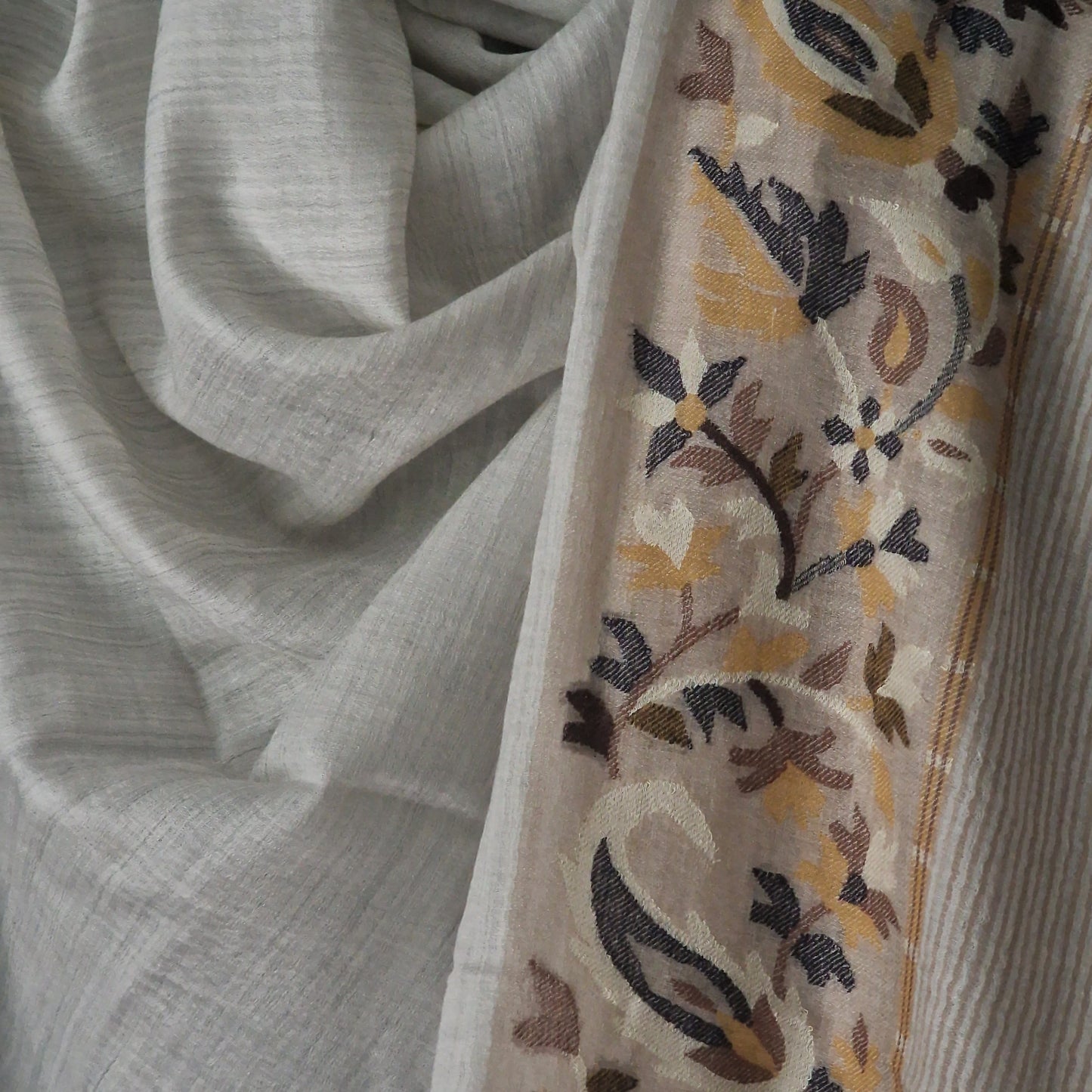 Intricate Pashminas Kashmir Cashmere Pala Kani Weave Stole - Alabaster - Baga Ethnik Living