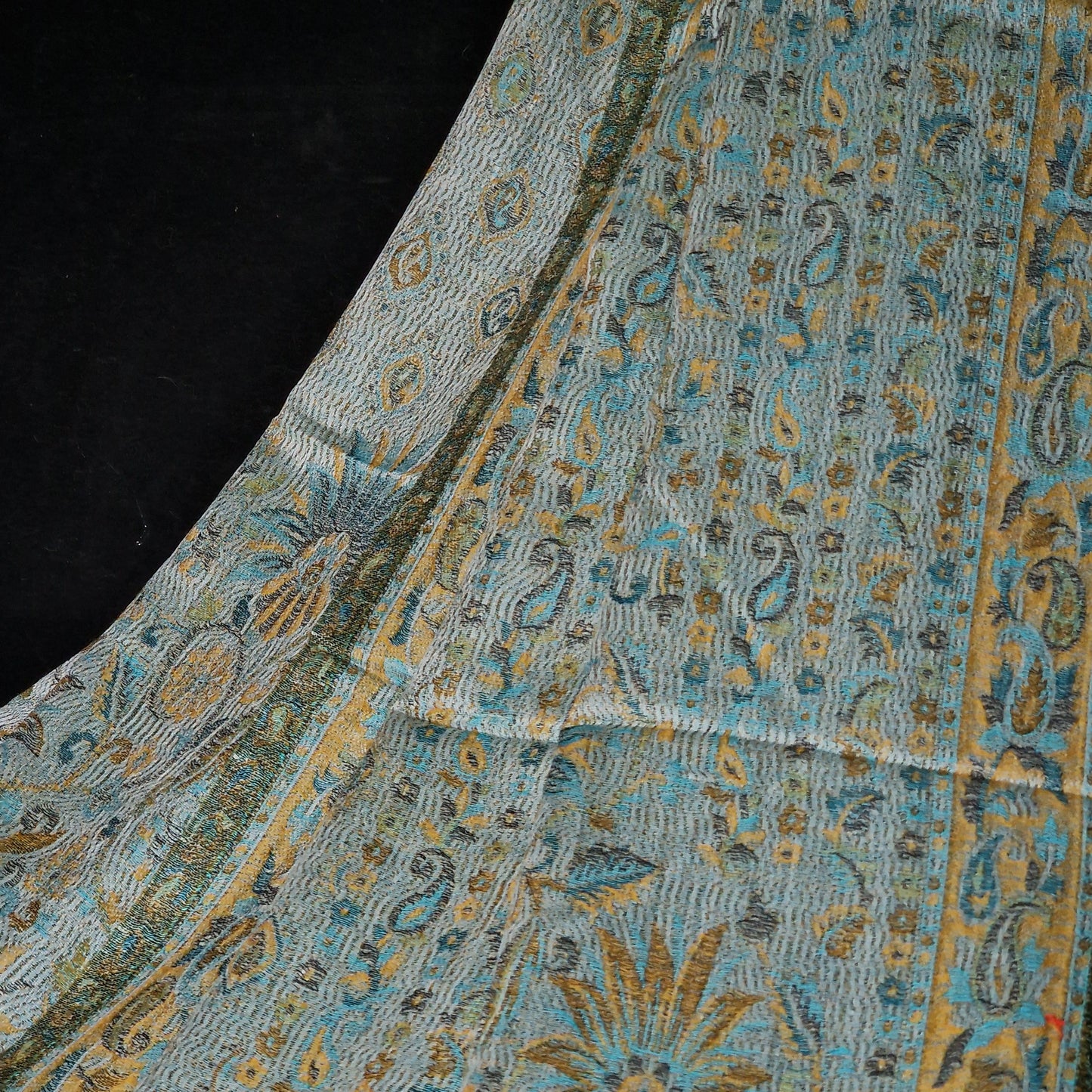 Exotic Kashmir Reversible Jamawar Kani Shawl - Eucalyptus Leaf