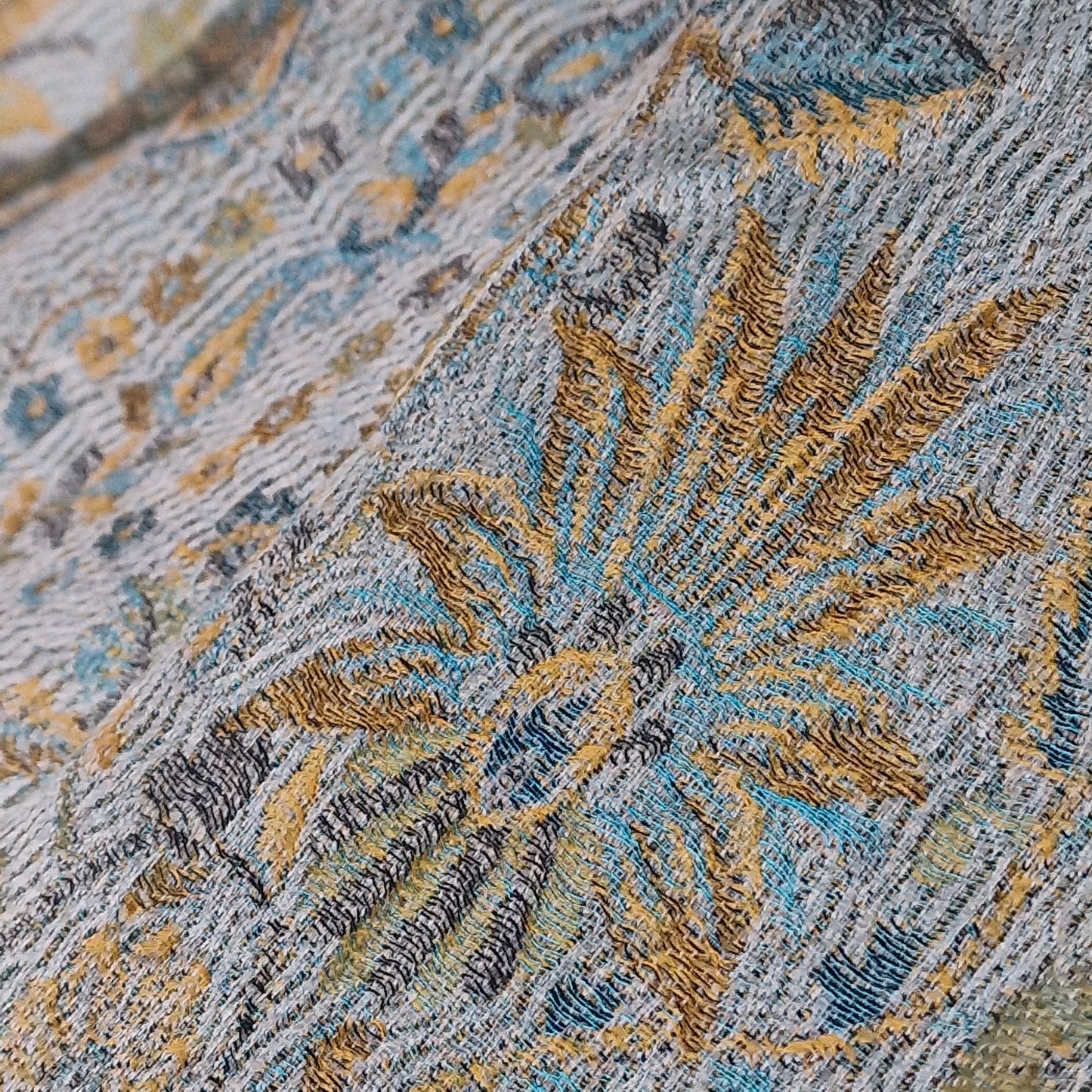 Exotic Kashmir Reversible Jamawar Kani Shawl - Eucalyptus Leaf