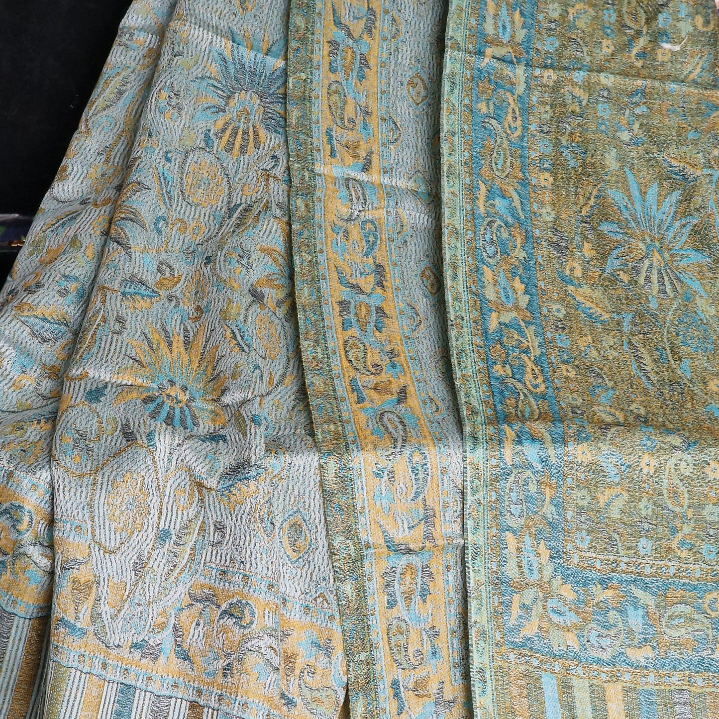 Exotic Kashmir Reversible Jamawar Kani Shawl - Eucalyptus Leaf