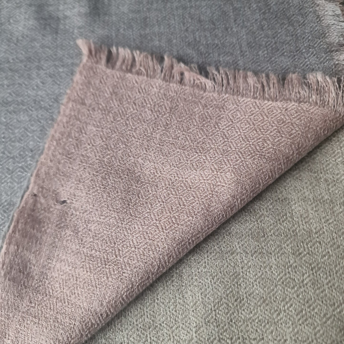 Authentic Luxury Kashmir Pure 100% Ombré Cashmere - Pastels