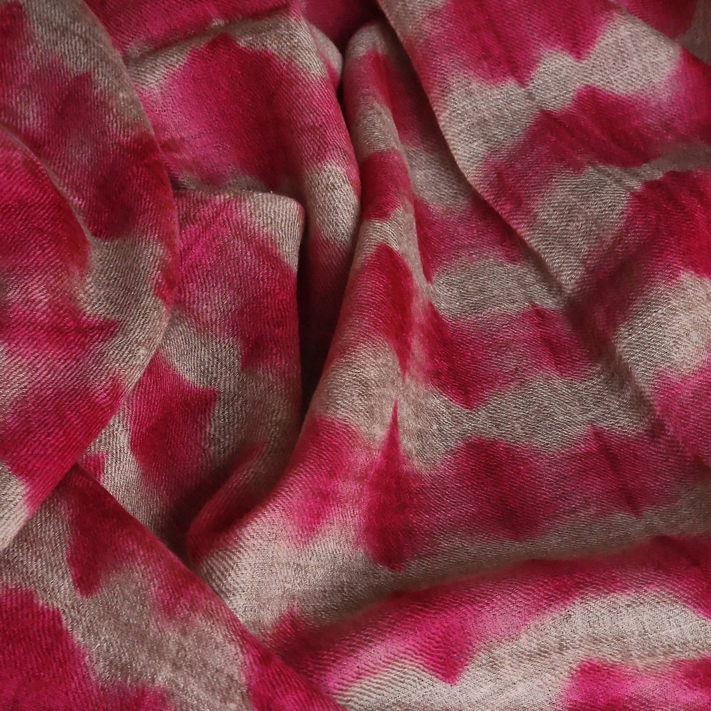 Authentic Kashmiri Pure Pashmina Shawl with Tie-Dye Design - Hibiscus Petal